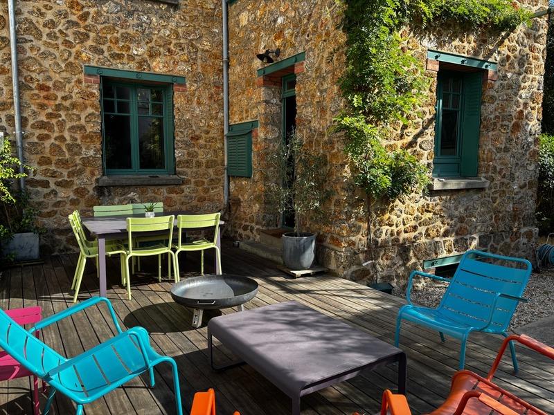 Maison - 192 m² - 9 pièces