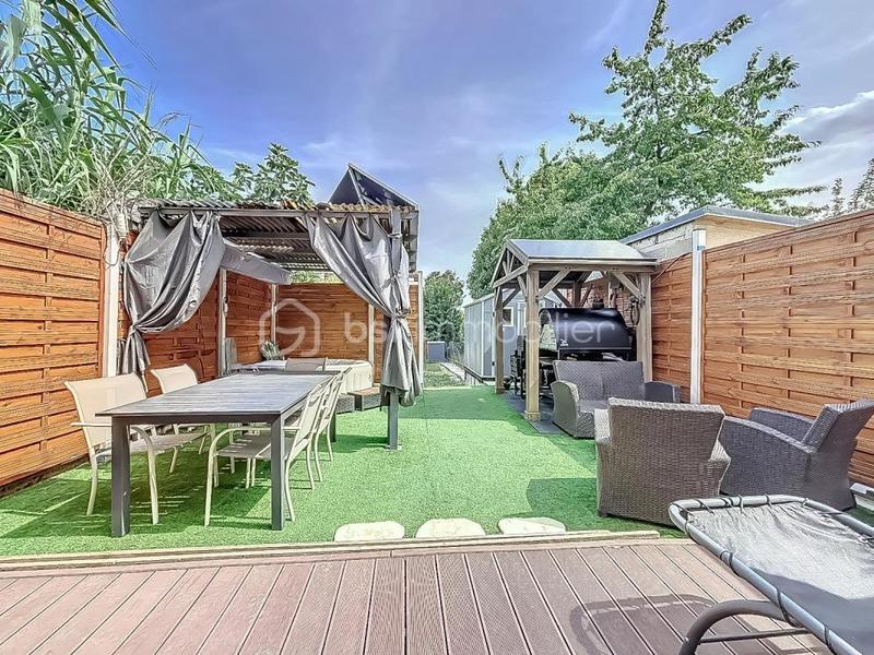 Maison - 115 m² - 6 pièces