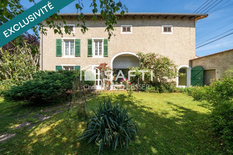 Maison - 343 m² - 9 pièces