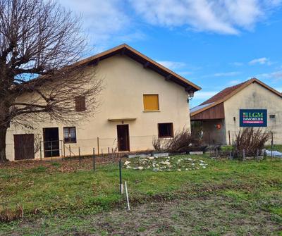 Maison de village - 108 m² - 2 pièces
