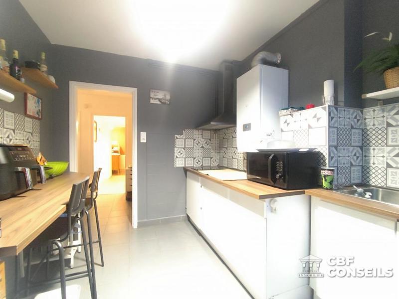 Appartement - 95 m² - 5 pièces
