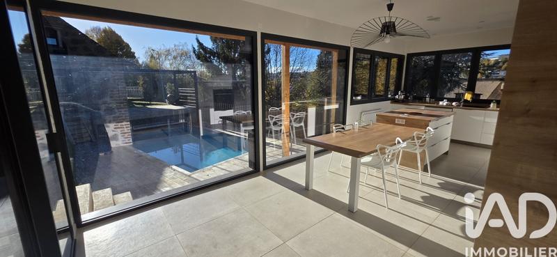 Maison de maîtres - 190 m² - 6 pièces