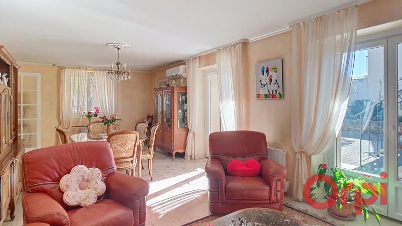 Maison - 184 m² - 6 pièces