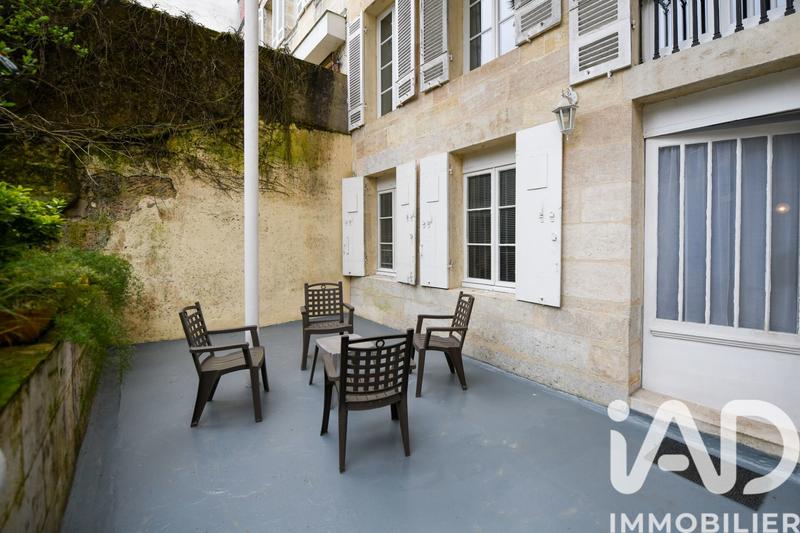 Maison - 273 m² - 11 pièces