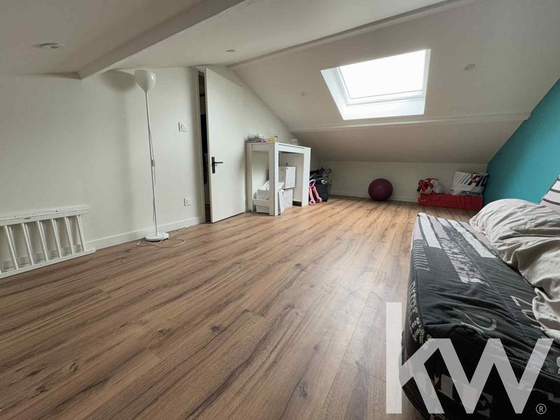 Maison - 142 m² - 5 pièces