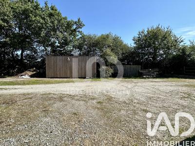 Maison - 243 m² - 7 pièces