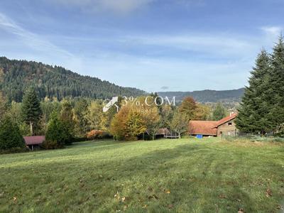 Terrain constructible - 1 800 m²