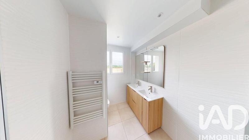 Maison - 162 m² - 9 pièces