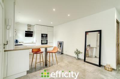 Appartement - 105 m² - 4 pièces