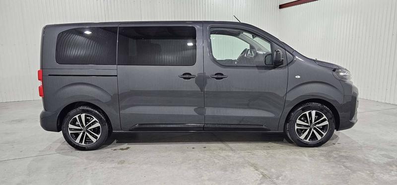 Peugeot Traveller m BlueHDi 180ch s&amp;S Eat8 Business Pack