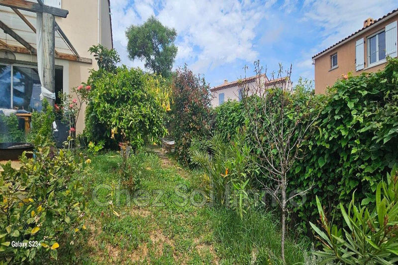 Villa - 90 m² - 4 pièces