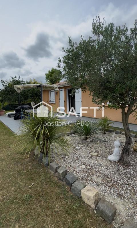 Maison - 99 m² - 6 pièces