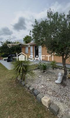 Maison - 99 m² - 6 pièces