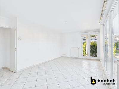 Appartement - 86 m² - 4 pièces