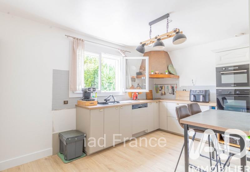 Maison - 140 m² - 6 pièces