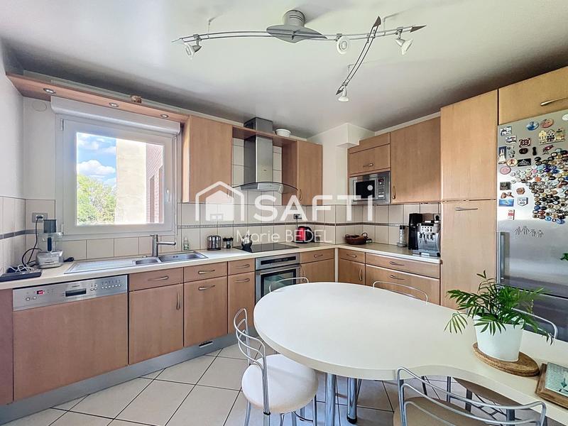 Appartement - 142 m² - 6 pièces