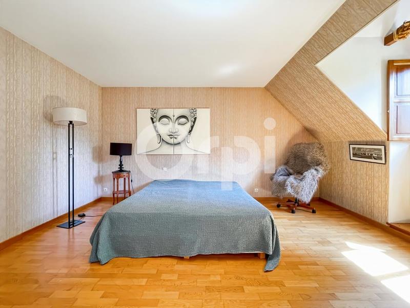 Maison - 167 m² - 5 pièces