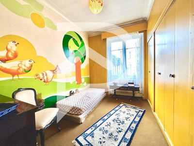 Appartement - 166 m² - 6 pièces