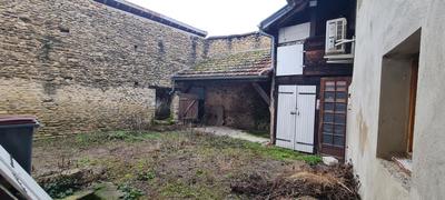 Maison - 102 m² - 4 pièces