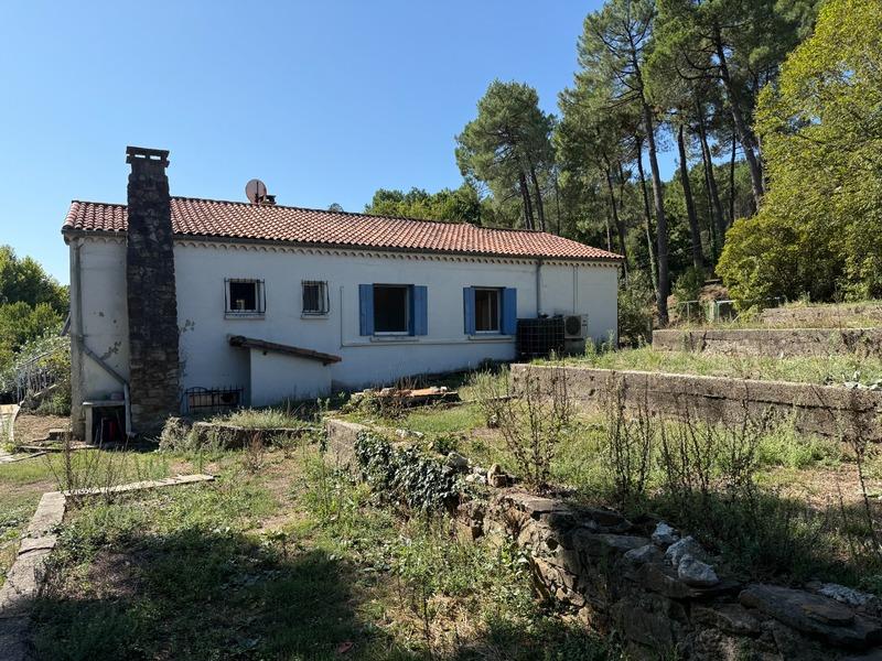 Maison - 104 m² - 5 pièces