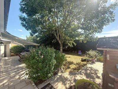 Maison - 160 m² - 8 pièces