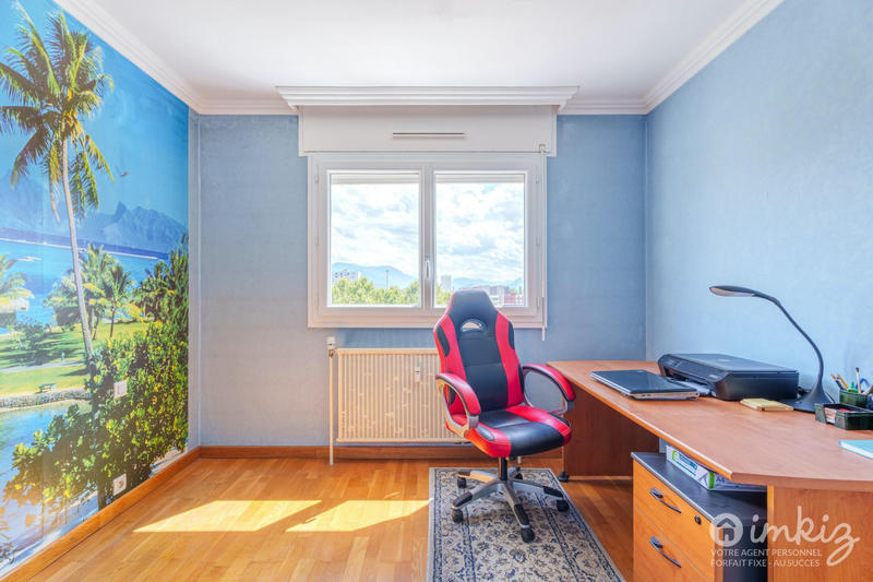 Appartement - 82 m² - 3 pièces