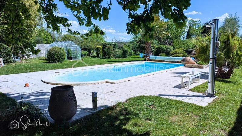 Maison - 160 m² - 9 pièces