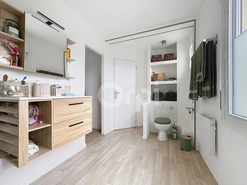 Maison - 93 m² - 5 pièces