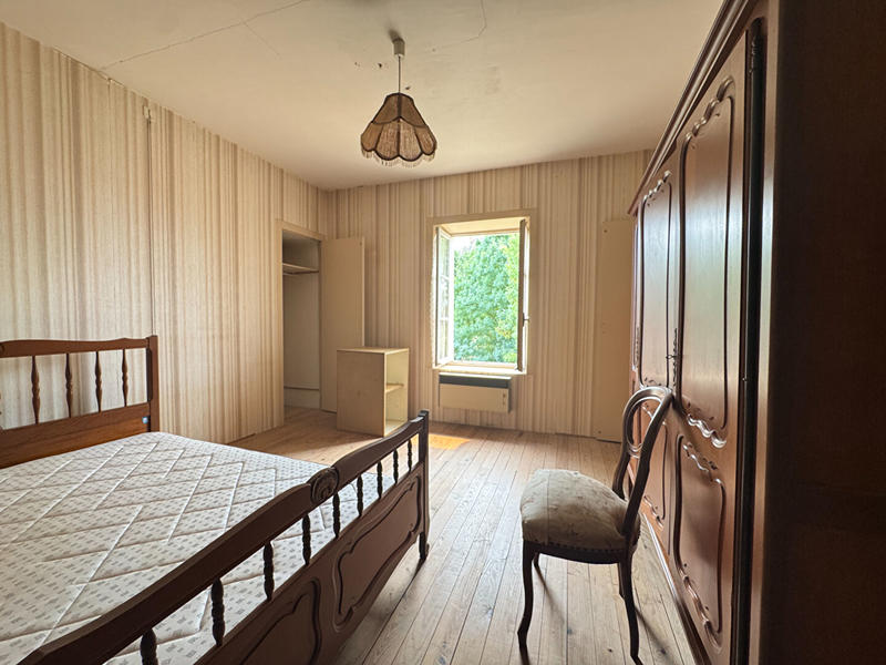 Maison - 170 m² - 10 pièces