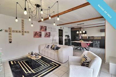 Maison - 101 m² - 5 pièces