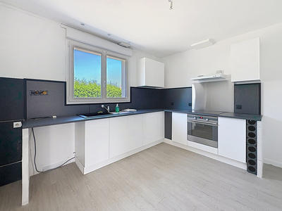 Maison - 82 m² - 6 pièces