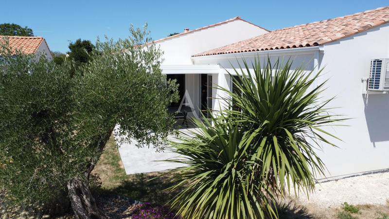 Maison - 102 m² - 4 pièces