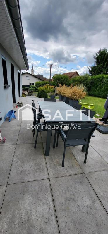 Maison - 104 m² - 5 pièces