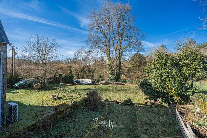 Maison - 95 m² - 4 pièces