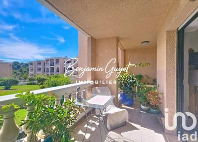 Appartement - 90 m² - 4 pièces