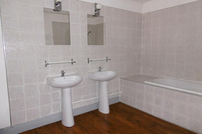 Immeuble - 6 pièces