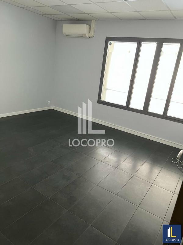 Local commercial - 96 m²