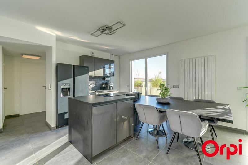 Penthouse - 112 m² - 5 pièces