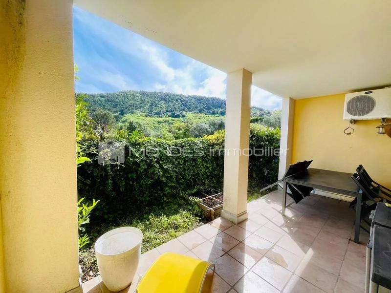 Appartement - 64 m² - 4 pièces