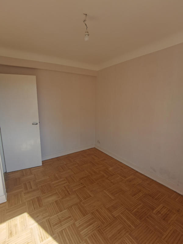 Appartement - 72 m² - 5 pièces