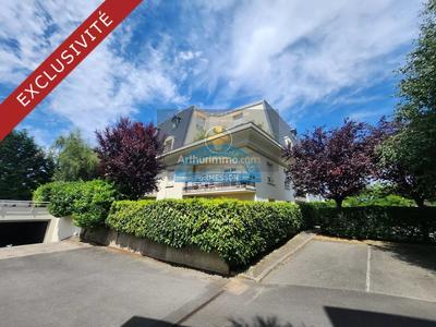 Appartement - 93 m² - 3 pièces