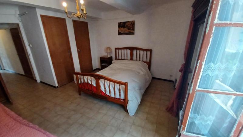 Immeuble - 135 m² - 6 pièces