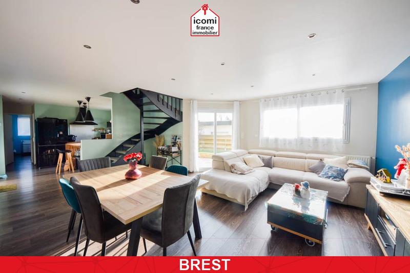 Maison - 87 m² - 5 pièces