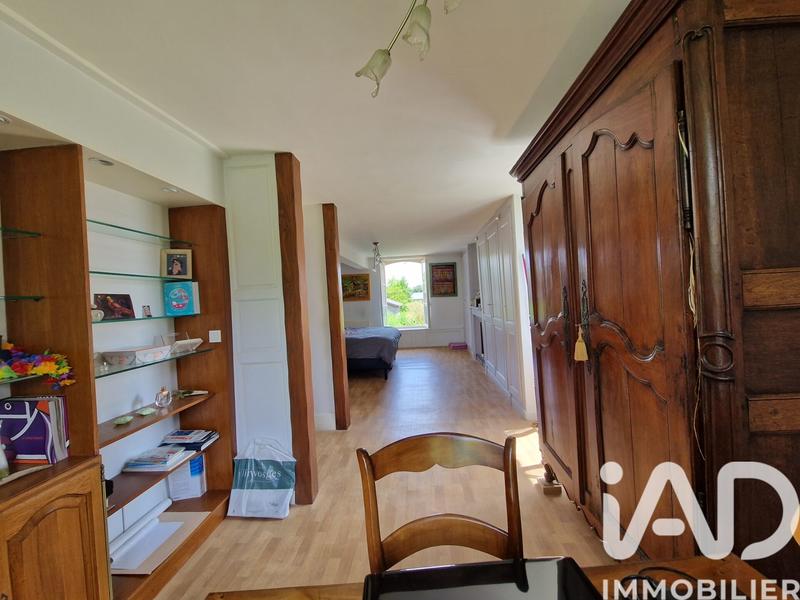 Maison - 343 m² - 10 pièces