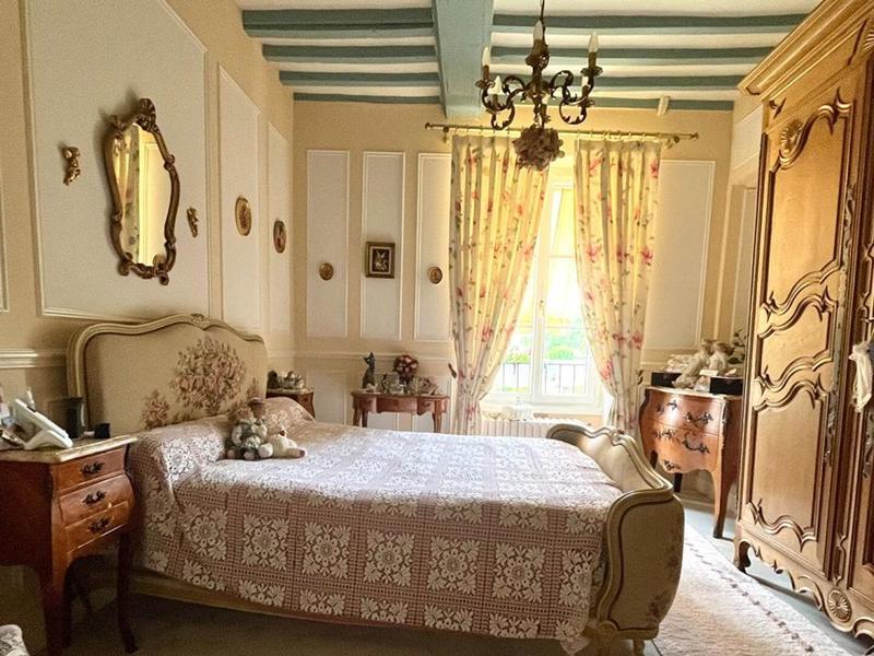 Demeure - 145 m² - 7 pièces