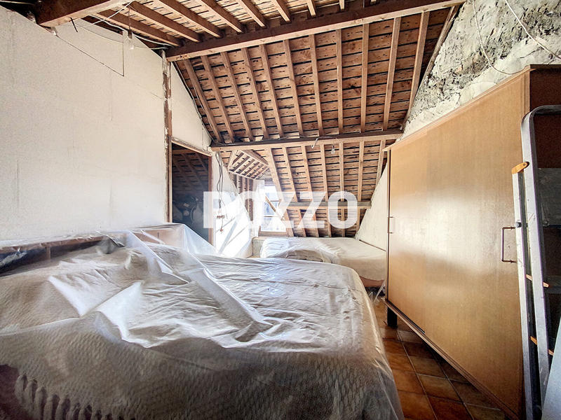 Maison - 231 m² - 10 pièces