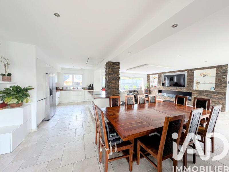 Maison - 157 m² - 6 pièces