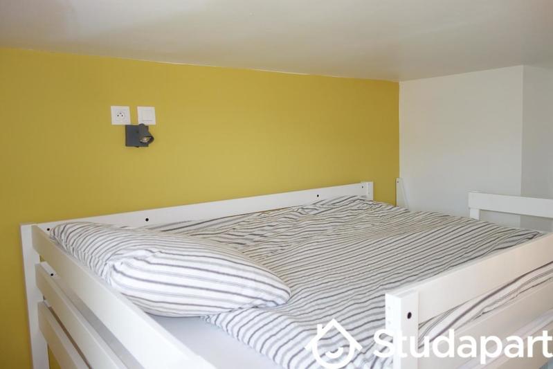 Chambre - 11 m² - 1 pièce