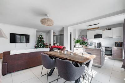 Appartement - 84 m² - 4 pièces