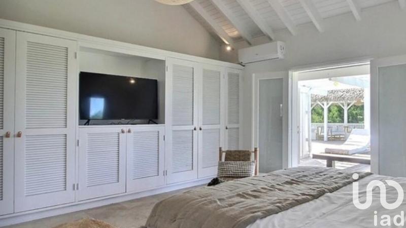 Maison - 200 m² - 4 pièces